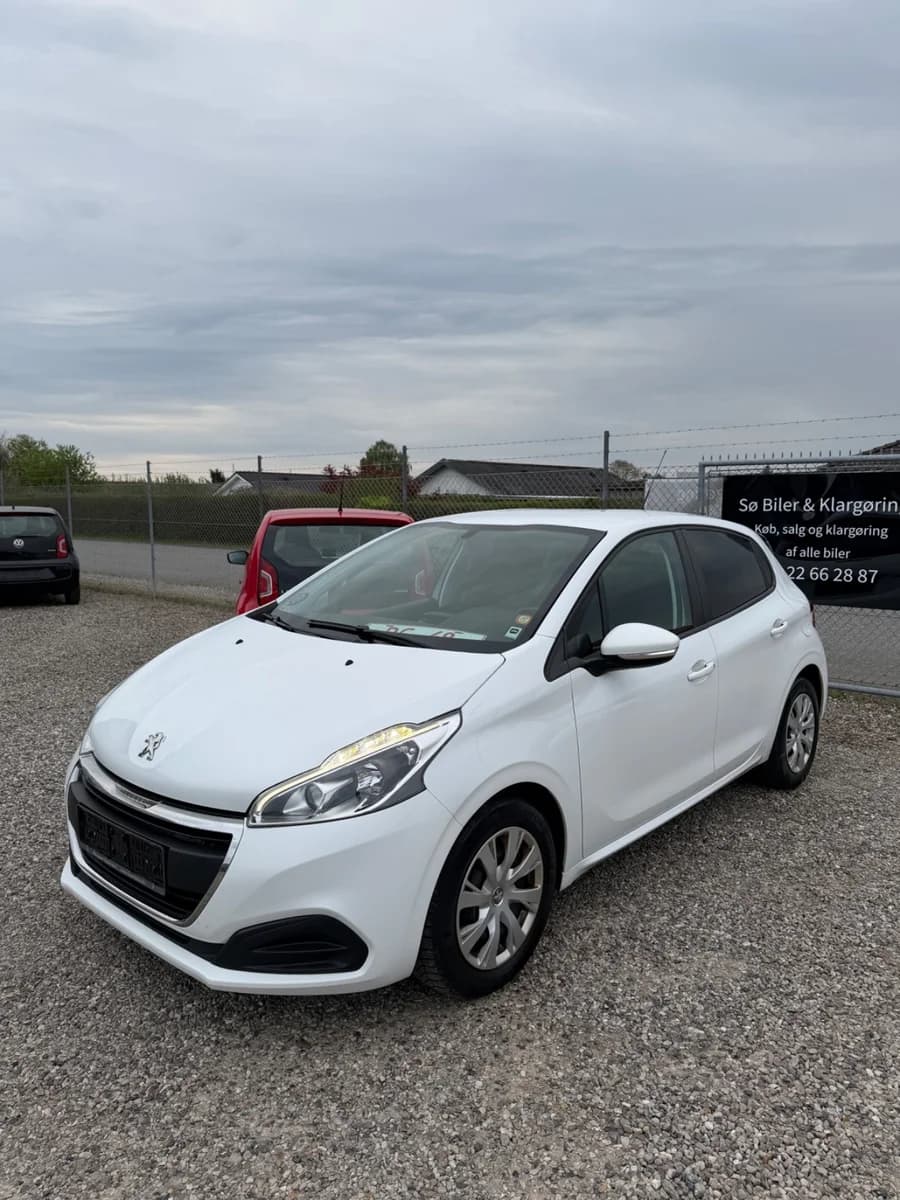 Peugeot 208